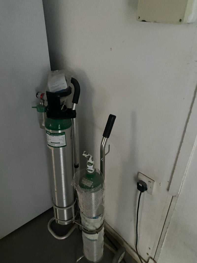 Oxygen Cylinder for Hospital (Rarely Used)